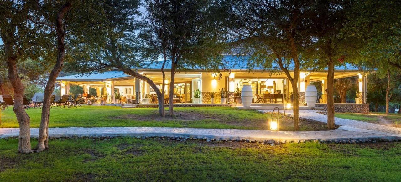 Mokuti Lodge The Mushara Outpost酒店 外观 照片