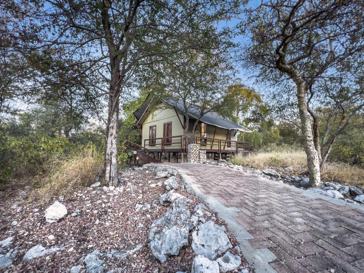 Mokuti Lodge The Mushara Outpost酒店 外观 照片